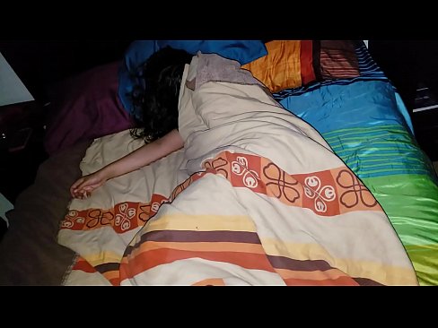 ❤️ Hijastro regañando a su joven madrastra mientras duerme ☑ Putas en es.bassaniluigi.ru ❌️